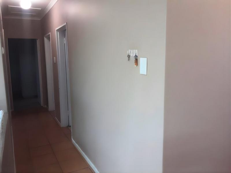 3 Bedroom Property for Sale in Heiderand Western Cape